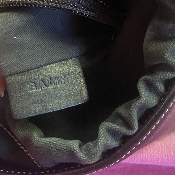 Bally Leather structured Bucket Bag - Picture 8 of 14